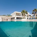 Arte Beachfront *