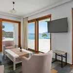 Daire Arte Beachfront Pefki