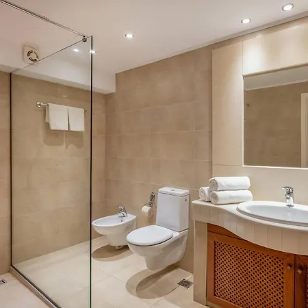 Arte Apartment *