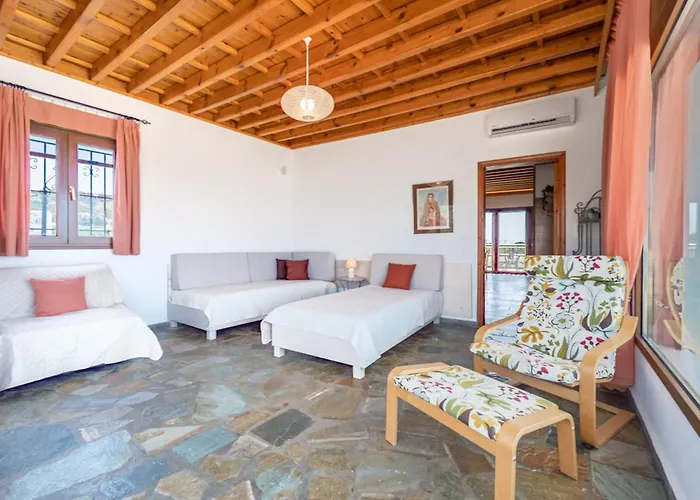 Arte Beachfront Appartamento Pefki