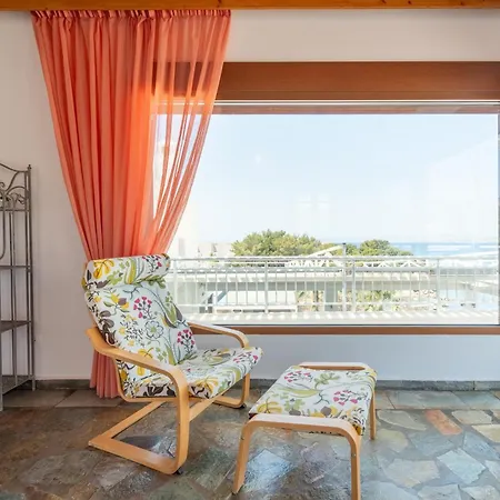 Arte Apartment